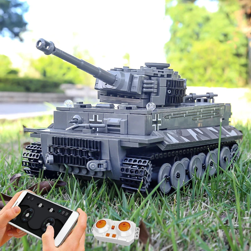 Mould King 20014 RC Tiger Tank