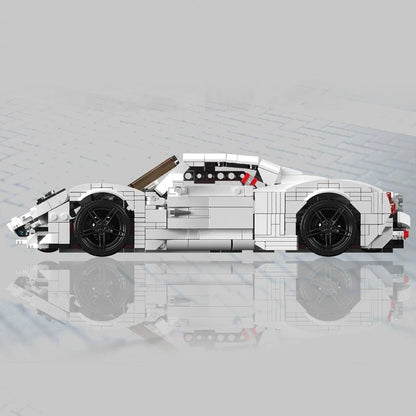 Mould King Utopia 10196 - Super Racing Car Building Block Set